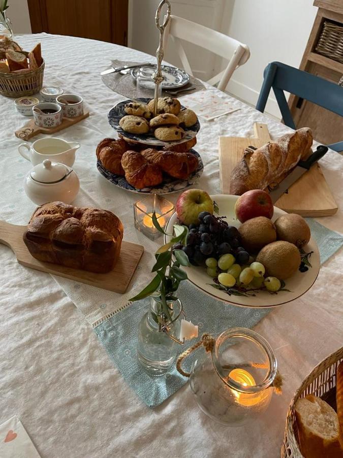 Le Clos Du Bas Courtil Guesthouse B&B Omaha Beach Osmanville Dış mekan fotoğraf