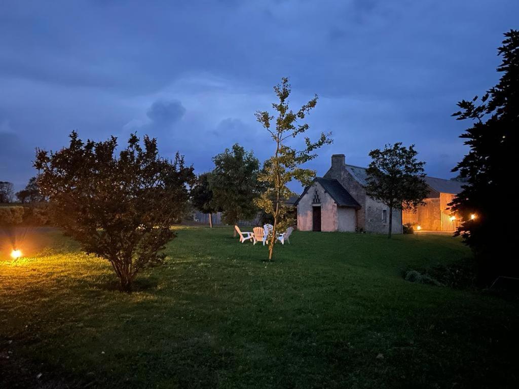 Le Clos Du Bas Courtil Guesthouse B&B Omaha Beach Osmanville Dış mekan fotoğraf