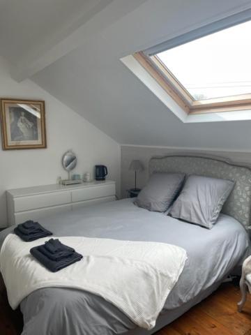 Le Clos Du Bas Courtil Guesthouse B&B Omaha Beach Osmanville Dış mekan fotoğraf